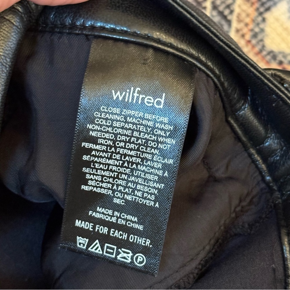 Aritzia Wilfred Melina High Rise Pant Black Leather-like Women’s Size 8 - Picture 12 of 16